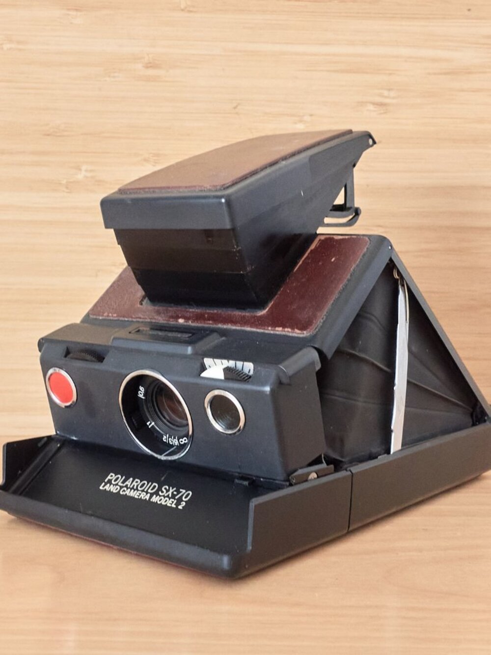 Polaroid SX-70 Land Camera Model 2 Vintage Instant Camera with Case